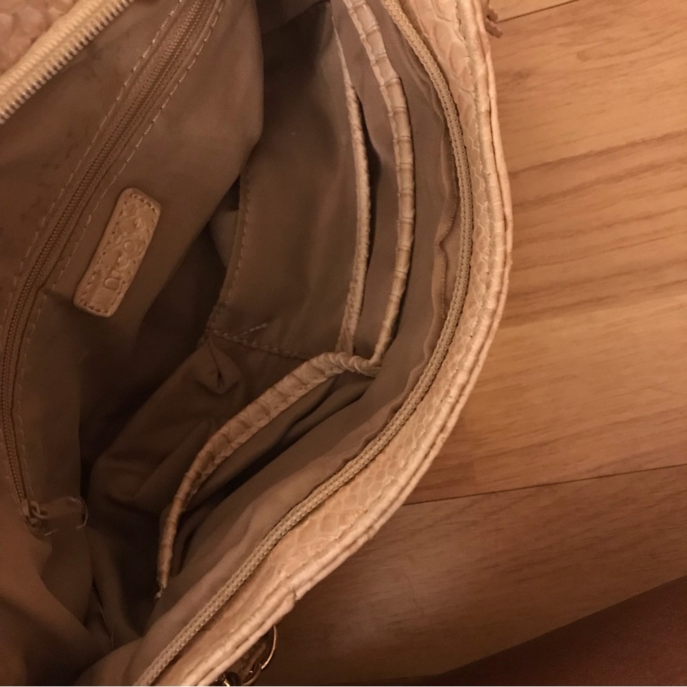 Purse - Picture 2 of 2